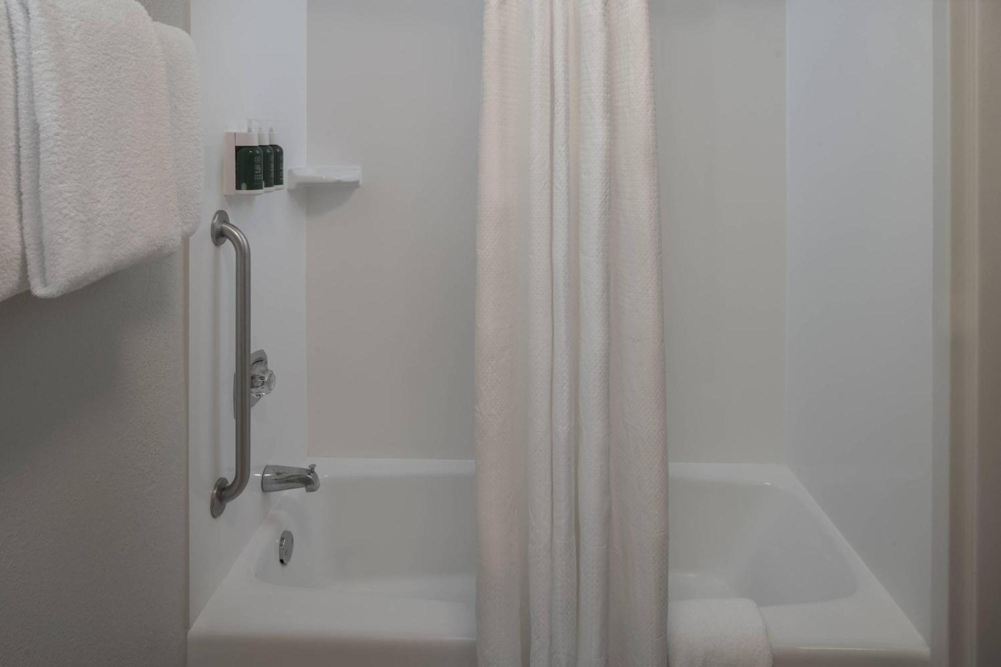 Courtyard By Marriott Jacksonville At The Mayo Clinic Campus/Beaches Esterno foto