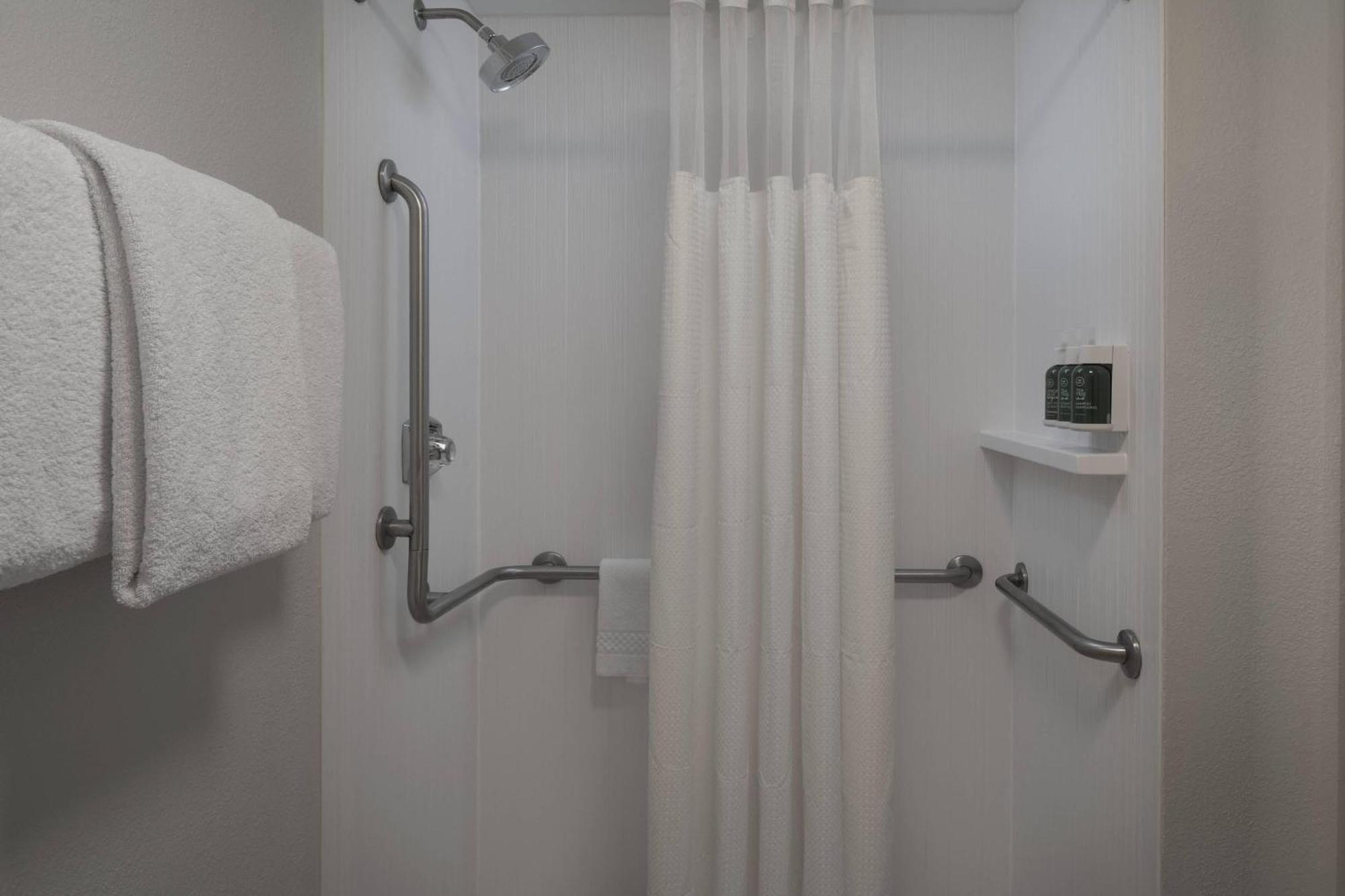 Courtyard By Marriott Jacksonville At The Mayo Clinic Campus/Beaches Esterno foto