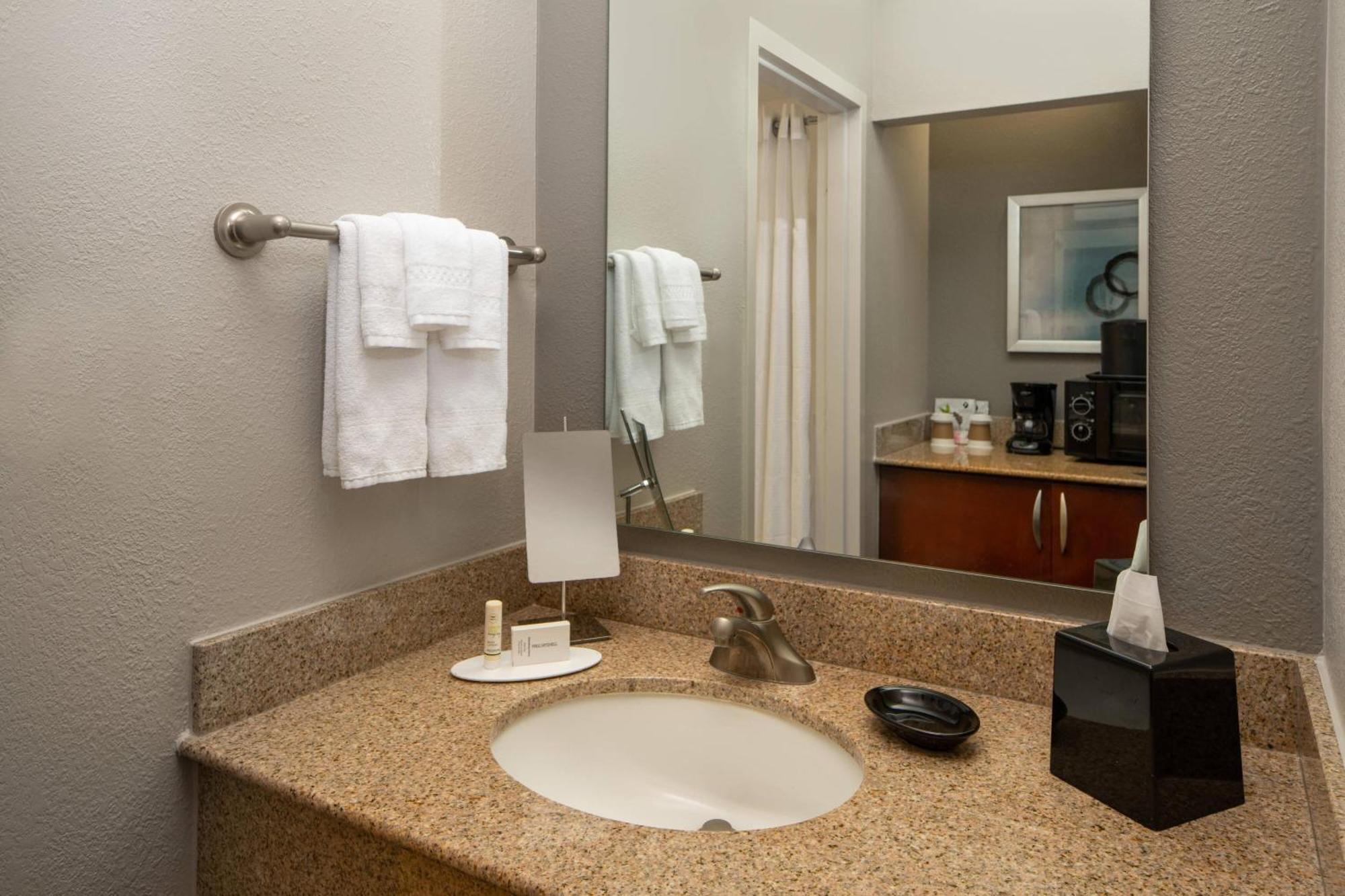 Courtyard By Marriott Jacksonville At The Mayo Clinic Campus/Beaches Esterno foto