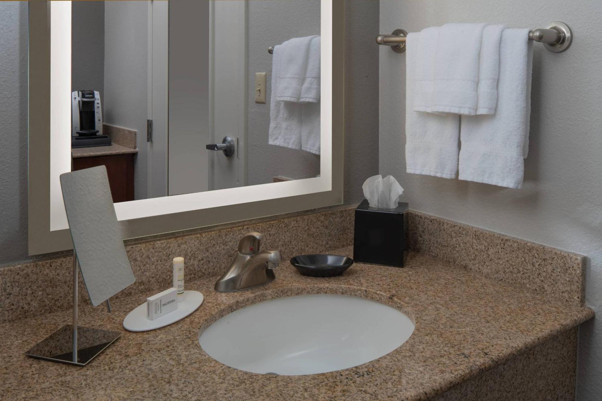Courtyard By Marriott Jacksonville At The Mayo Clinic Campus/Beaches Esterno foto